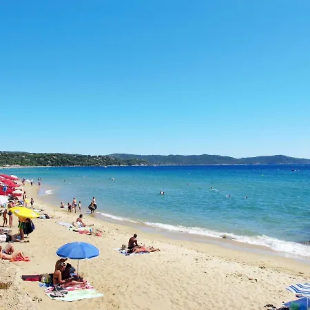 De La Plage-1 *